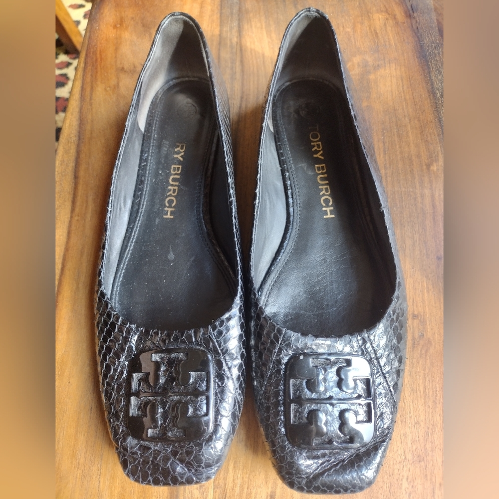 Tory Burch Black Snake Georgia Flats Size 10.5 - Picture 4 of 9